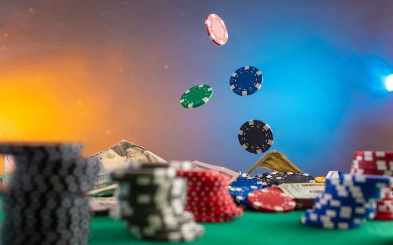 What is a prize-winning poker game?